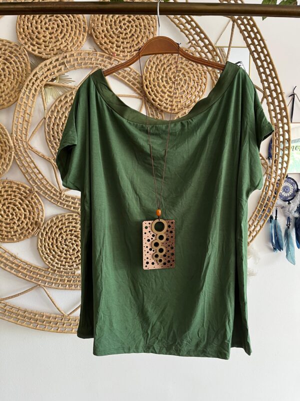 Blusa Gola Canoa Verde Militar
