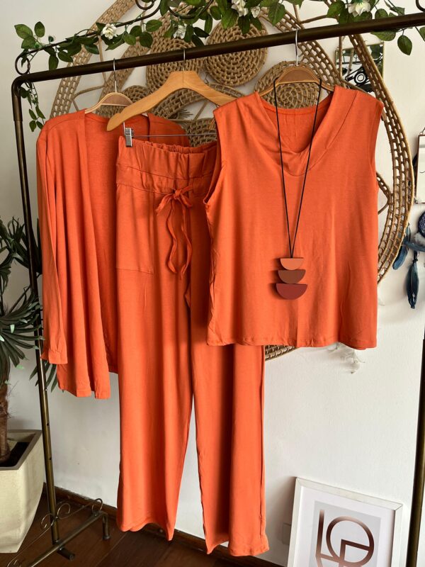 Conjunto Três Peças Moletinho Laranja Queimado