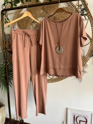 Conjunto Lara Castor
