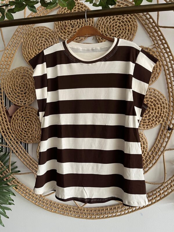 Blusa Muscle Listras Caramelo
