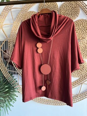 Blusa Gola Caída Terracota