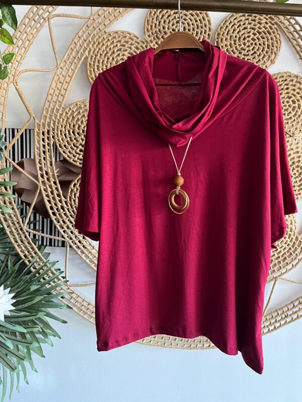 Blusa Gola Caída Marsala