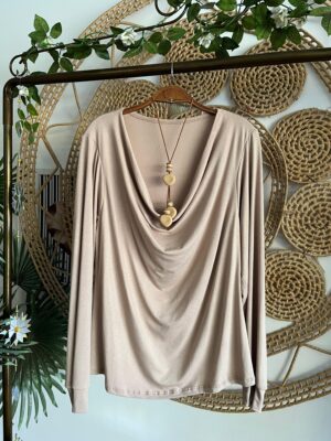 Blusa Gola Caída Manga Longa Nude