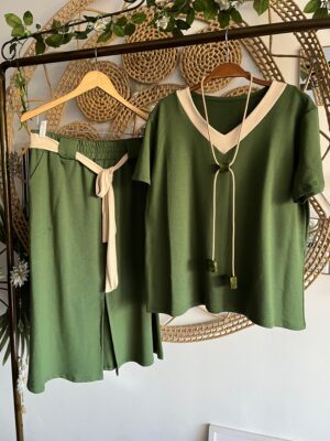 Conjunto Saia Blusa Gola V Verde