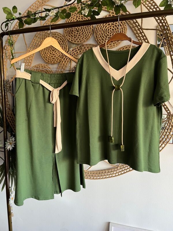 Conjunto Saia Blusa Gola V Verde