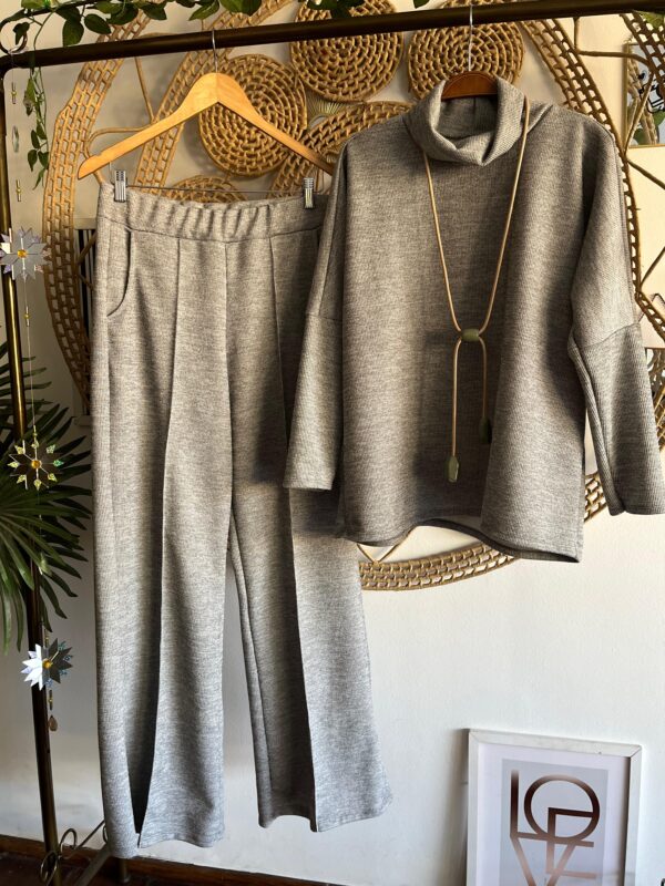 Conjunto Sabrina Cinza