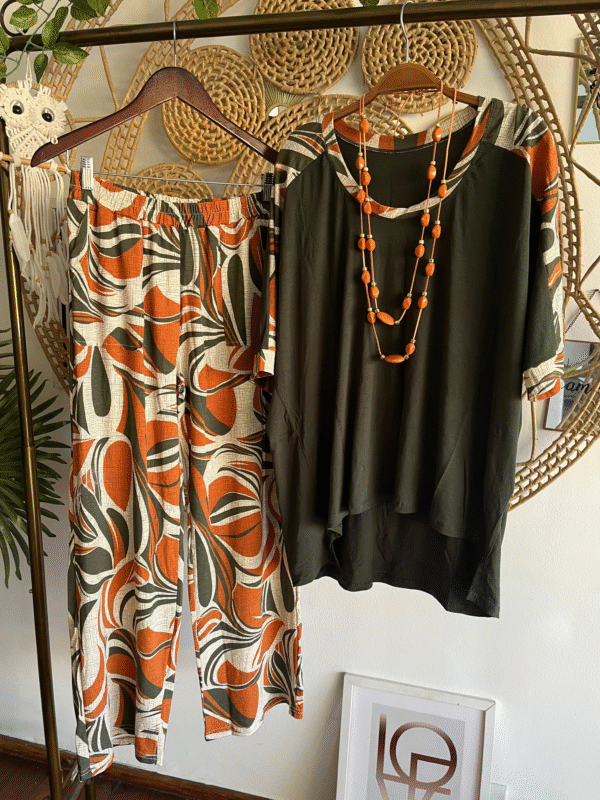 Conjunto Lorena Estampa Laranja